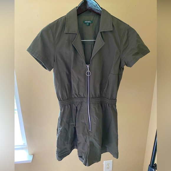 Wild Fable Green Romper NWOT size XS - Picture 1 of 2